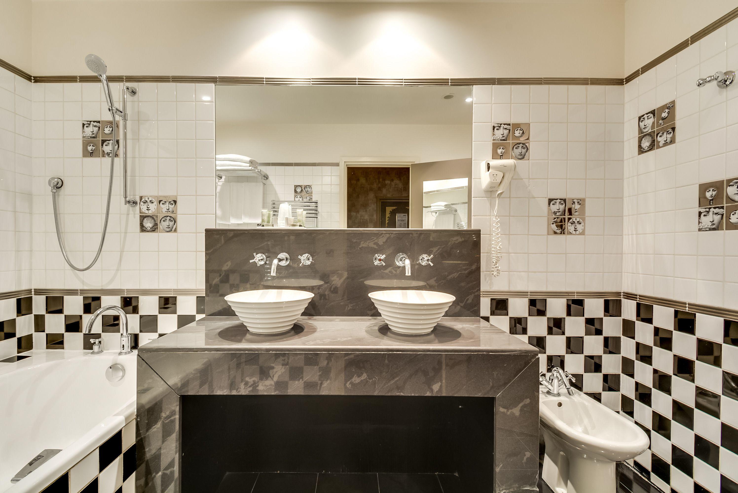 Lutece Port Royal Hotel Paris