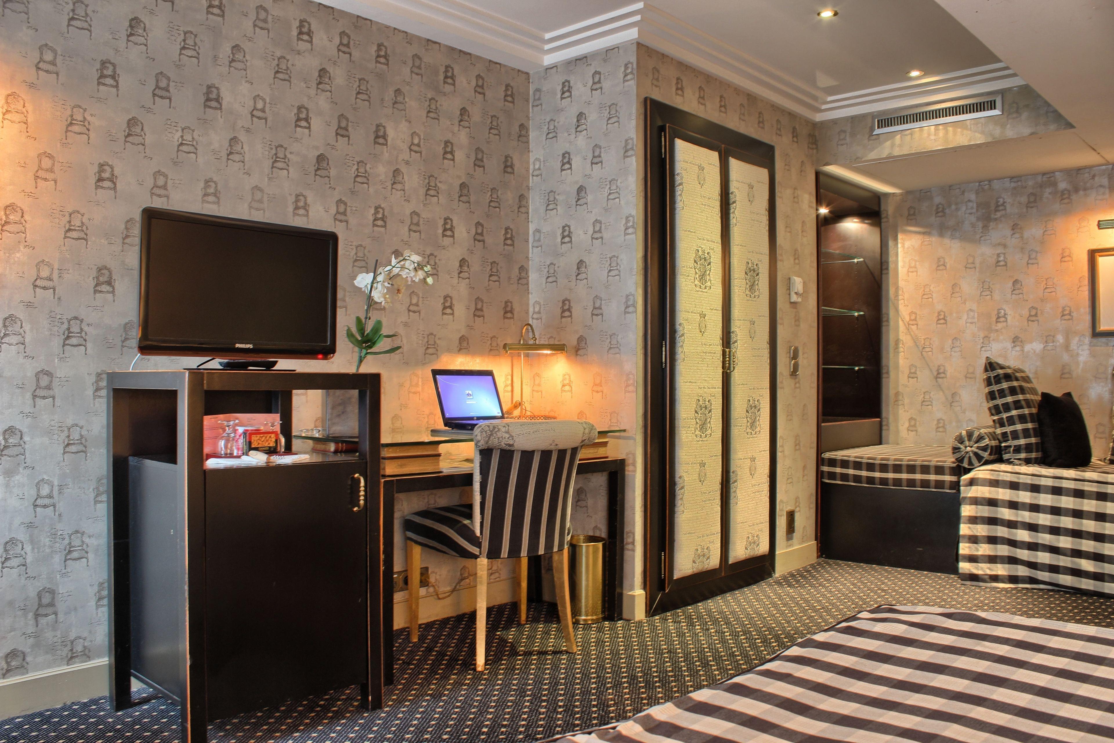 Lutece Port Royal Hotel 4*