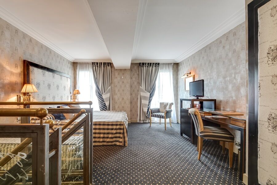 Lutèce Port Royal Hotel Parigi