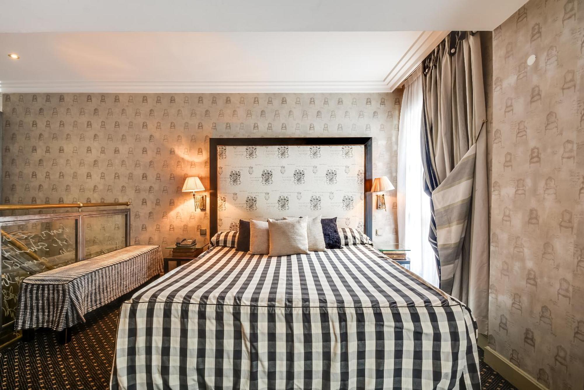 Lutèce Port Royal Hotel